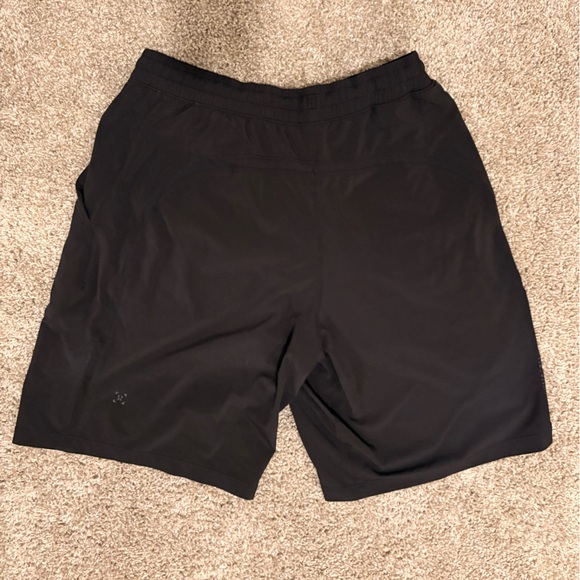Lululemon Pace Breaker Shorts Men’s Medium Black Lined 9” Inseam Athletic Gym - Picture 2 of 5